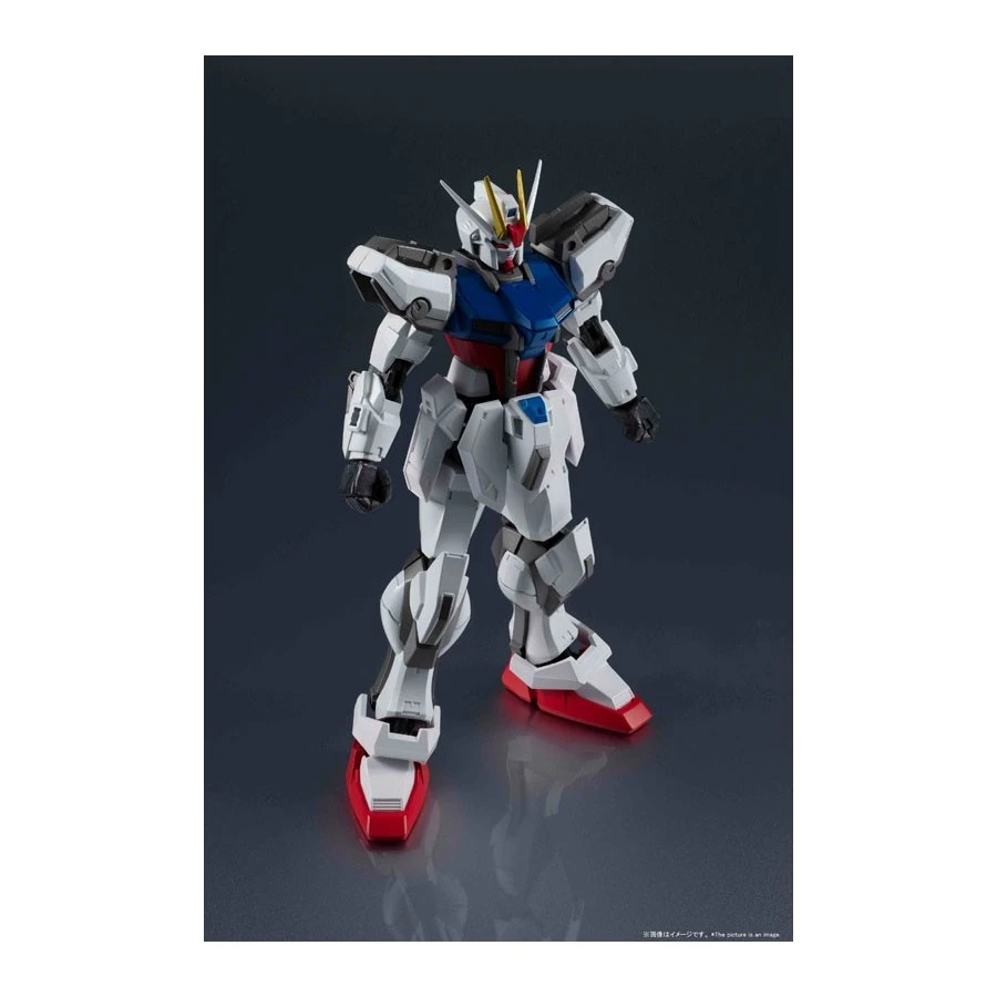 Bandai Mobile Suit Gundam Universe GAT-X105 Strike Gundam 1 Bandai Mobile Suit Gundam Universe GAT-X105 Strike Gundam