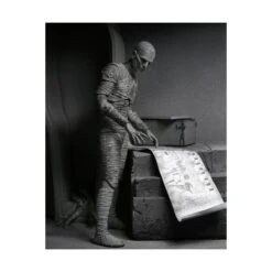 Neca Universal Monsters Ultimate The Mummy Black & White -Negozio JapanWorld economico neca universal monsters ultimate the mummy black white 14